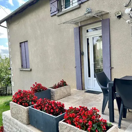 Pensjonat Les Conches, D'hotes Et Thiviers