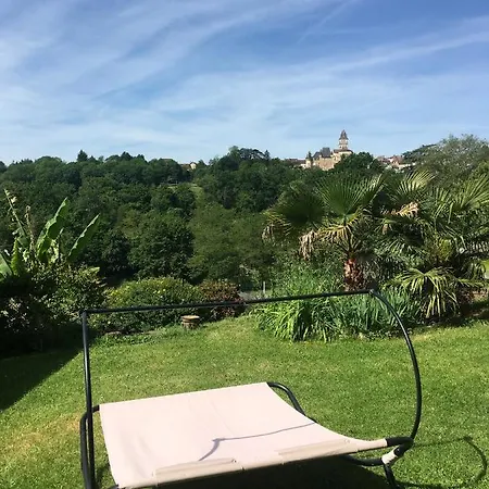 Pensjonat Les Conches, D'hotes Et Thiviers