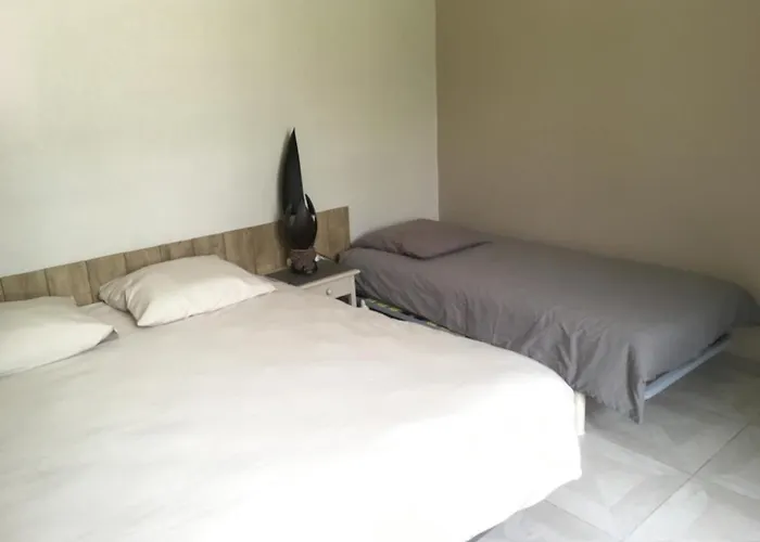 Les Conches, D'hotes Et Thiviers