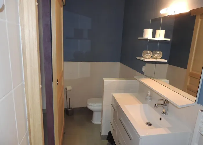 Gasthuis Les Conches, D'hotes Et 3*